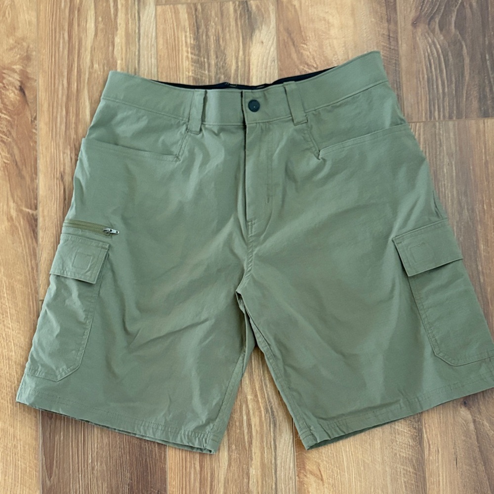 ORVIS Mens Tech Cargo Shorts size 32  EUC